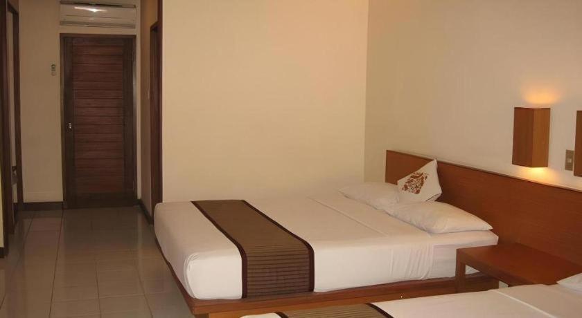 Nyiur Resort Hotel Pangandaran Exterior foto